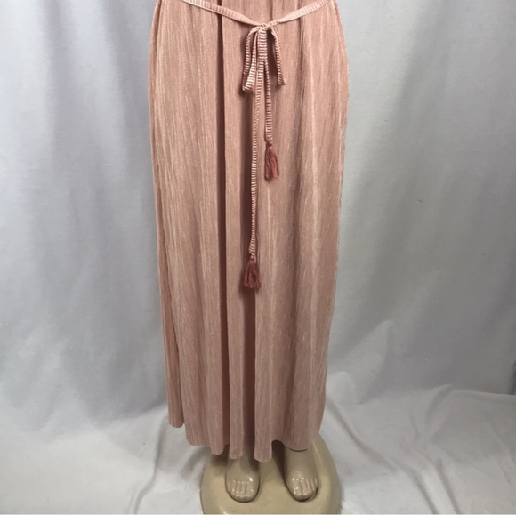 Mlle Gabrielle Pleats Style Maxi Dress - Picture 3 of 7